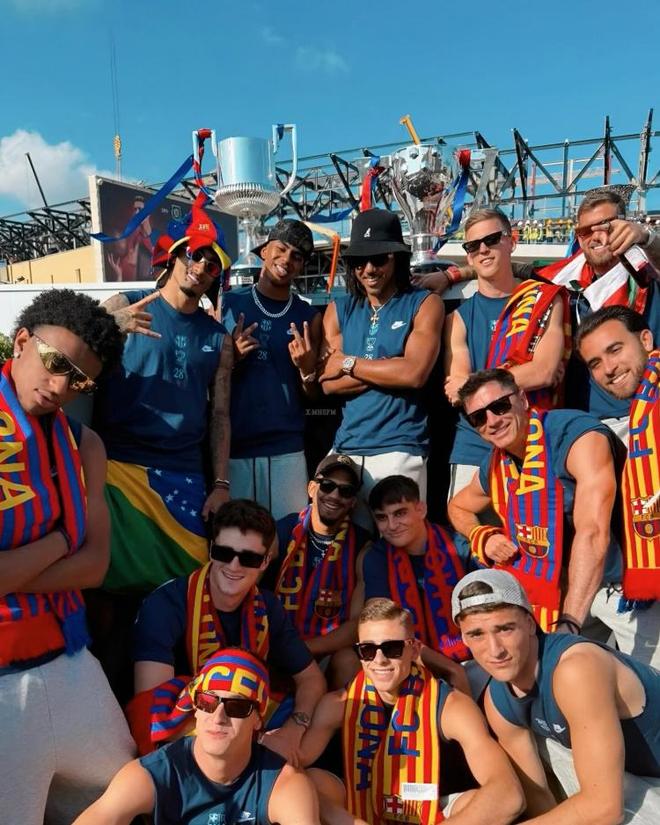 乒乓球混合团体世界杯：中国队胜法国队（混合团体乒乓球世界杯：中国队击败法国队）