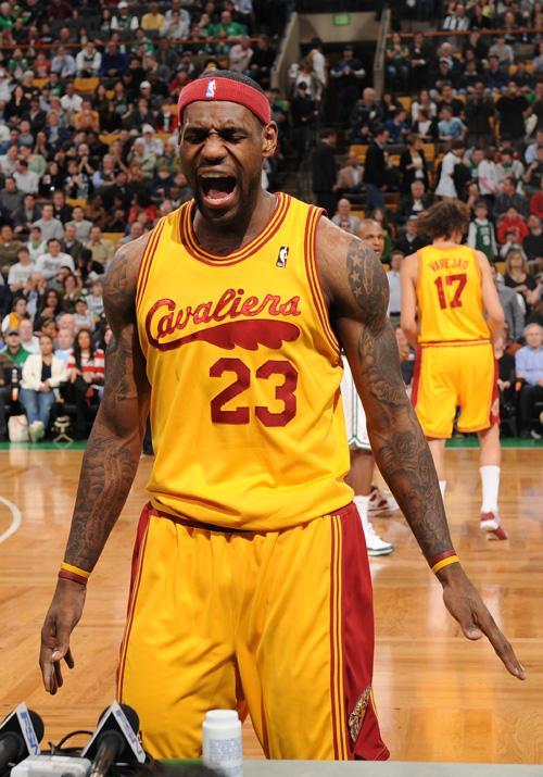 中超：上海海港3-2击败长春亚泰（中超战报：上海海港3比2战胜长春亚泰）