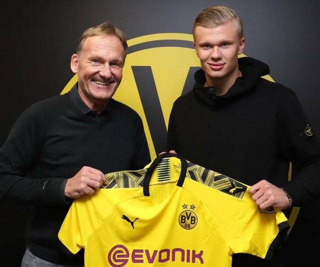 NBA：勇士主场击败灰熊 库里狂砍45分（勇士主场擒灰熊 库里轰下45分）