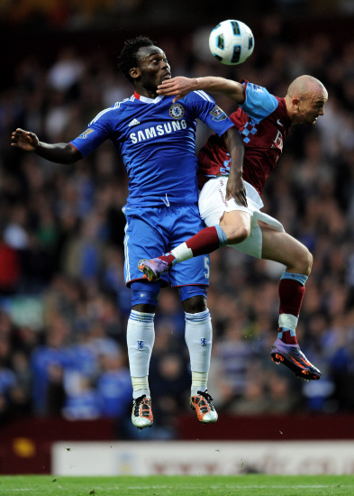 欧冠球员表现评析：C罗连续进球,（欧冠表现观察：C罗连场破门）