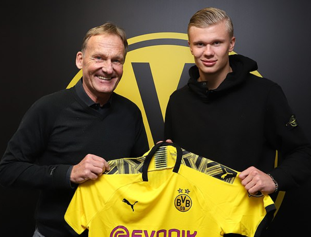 共和报：米兰罗马重启前锋互换方案，塔雷还关注雷恩前锋梅特（共和报称米兰与罗马重启前锋互换，塔雷亦关注雷恩前锋梅特）