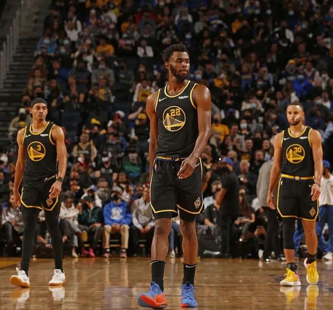 勇士官方：库明加今日对阵鹈鹕将迎来复出！（勇士官宣：库明加今日战鹈鹕复出！）