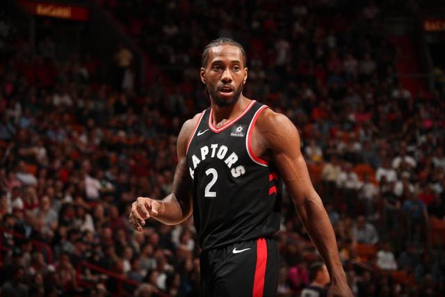 NBA周最佳球员：穆雷生涯首次当选，布朗带队4战全胜入围（NBA周最佳出炉：穆雷职业生涯首次当选，布朗率队4连胜上榜）